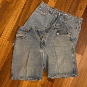 2 pair Mens size 40 Jean shorts.